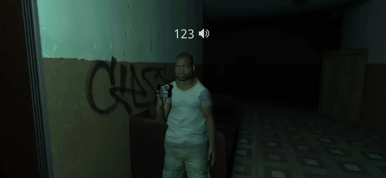 The Ghost - Multiplayer Horror screenshot 4