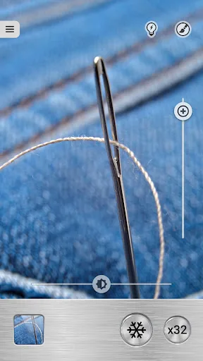Magnifier Plus with Flashlight screenshot 4