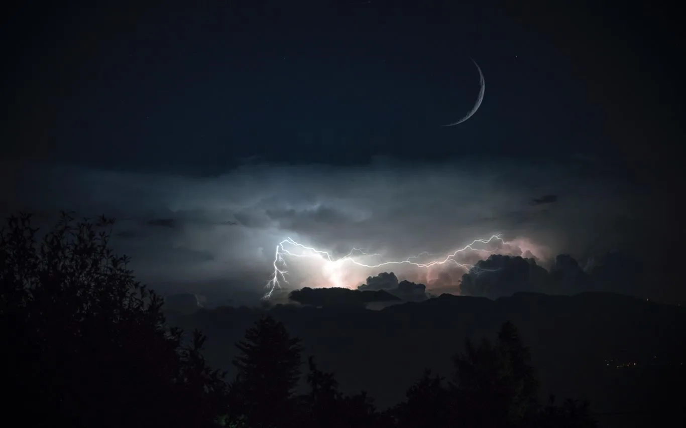Lightning Strikes screenshot 4