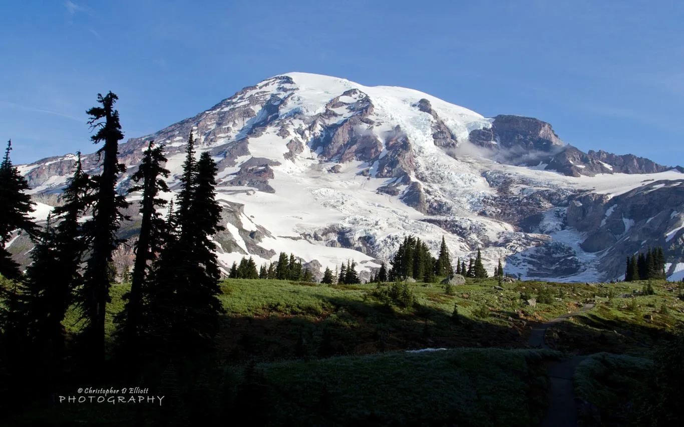 Mount Rainier by Christopher D Elliott screenshot 1