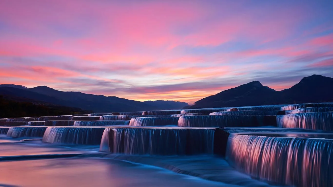 Stunning Waterfalls screenshot 1