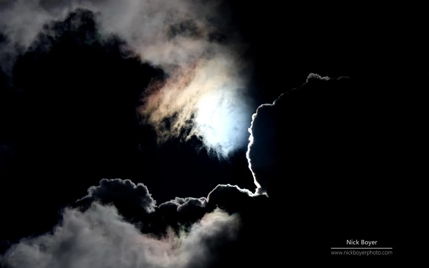 Light and Dark by Nick Boyer screenshot 4