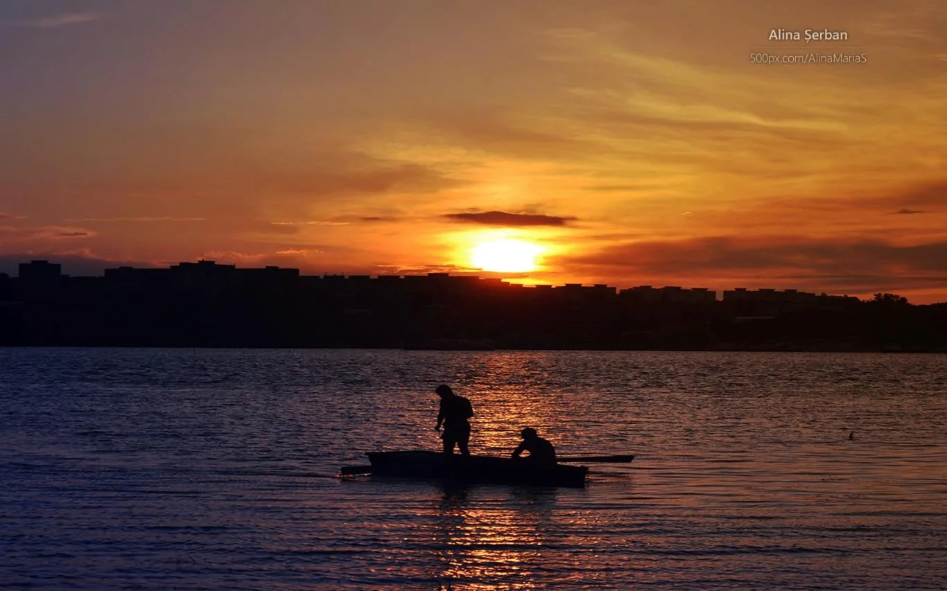 Danube Sunsets by Alina Serban screenshot 2