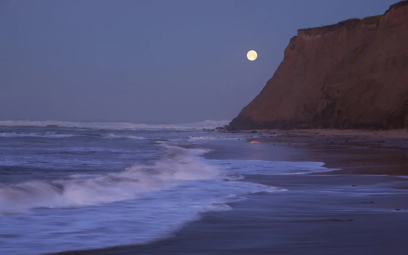 Near Side of the Moon screenshot 1