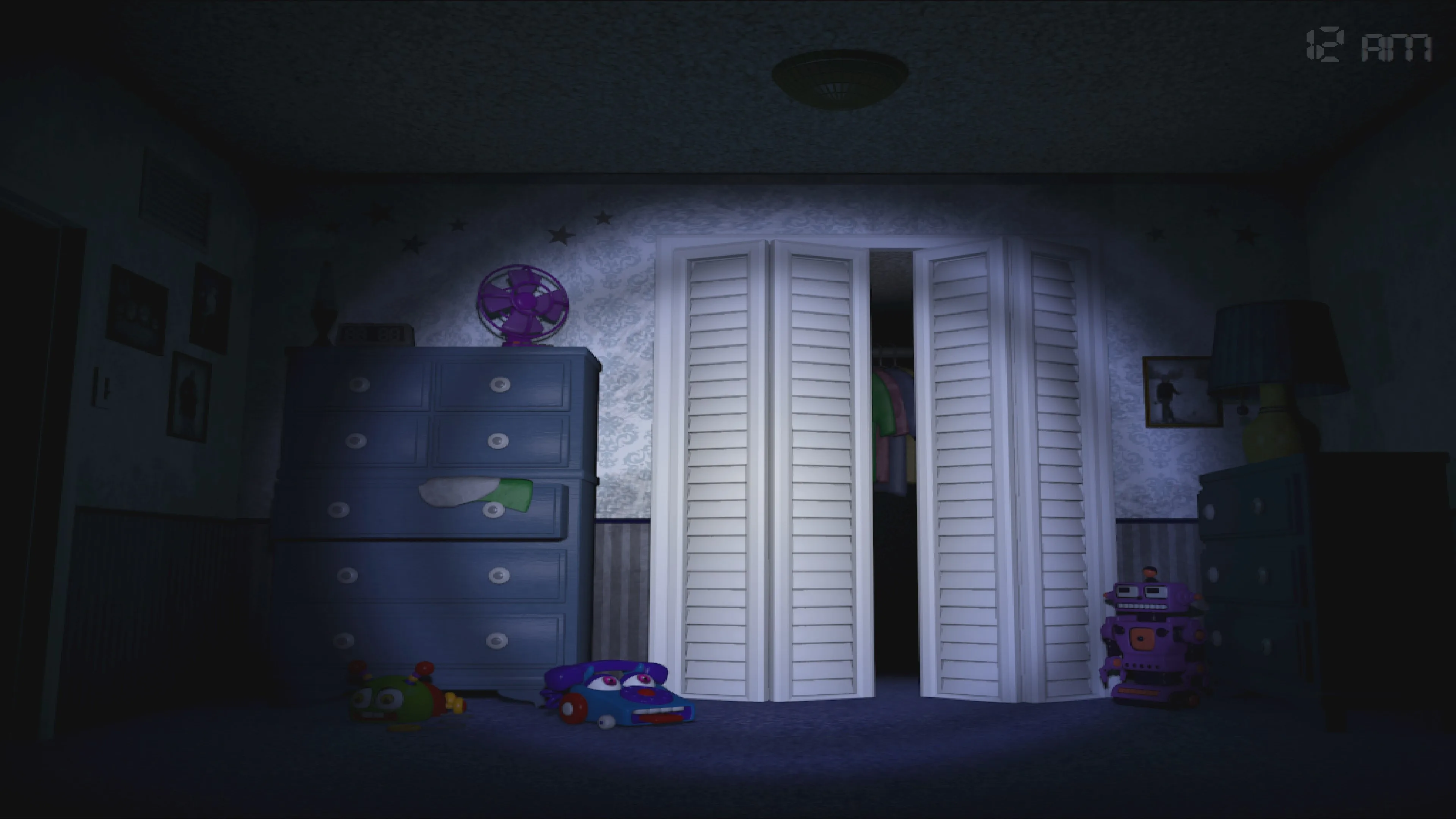 Five Nights at Freddy's 4 screenshot 1