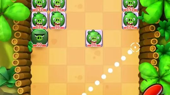 Angry Birds Bounce screenshot 1