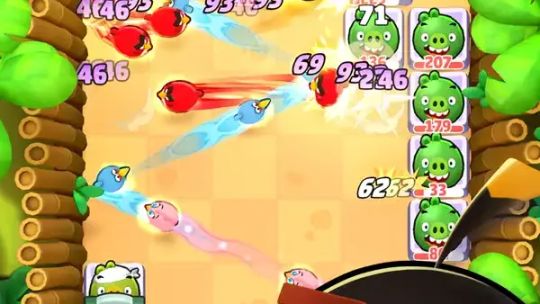 Angry Birds Bounce screenshot 4