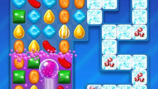 Candy Crush Soda Saga screenshot 2