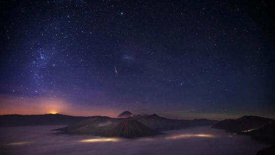 Night Skies screenshot 4